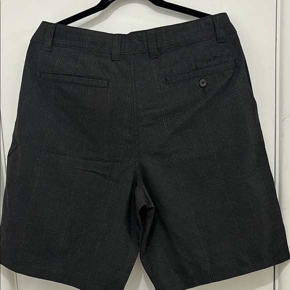 O'Neill Men's Black Shorts - Picture 2 of 3